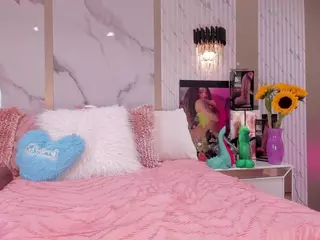 Scarlett Horny's Live Sex Cam Show