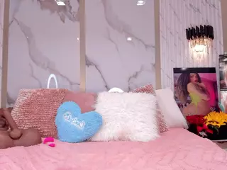 Scarlett Horny's Live Sex Cam Show