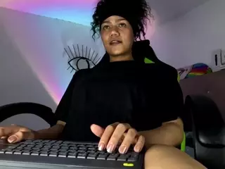 emma-ruiz's Live Sex Cam Show