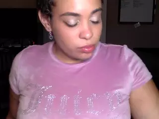 felttheflowers's Live Sex Cam Show