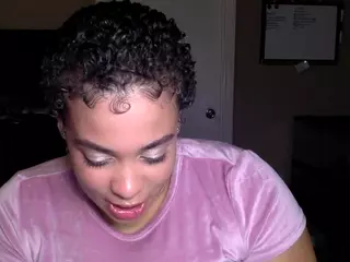 felttheflowers's Live Sex Cam Show