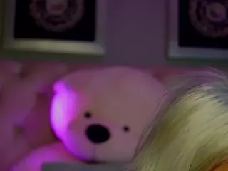 tanyamonroe's Live Sex Cam Show