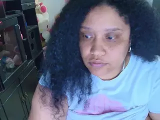 millarobertss's Live Sex Cam Show