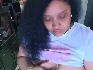 millarobertss's Live Sex Cam Show