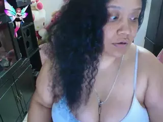 millarobertss's Live Sex Cam Show