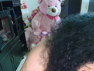 millarobertss's Live Sex Cam Show