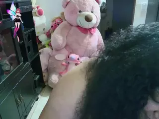 millarobertss's Live Sex Cam Show