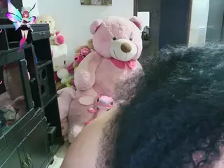 millarobertss's Live Sex Cam Show