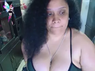 millarobertss's Live Sex Cam Show