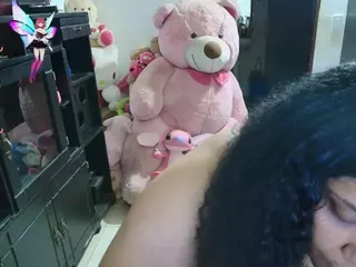 millarobertss's Live Sex Cam Show