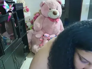 millarobertss's Live Sex Cam Show