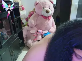 millarobertss's Live Sex Cam Show