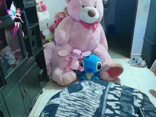 millarobertss's Live Sex Cam Show