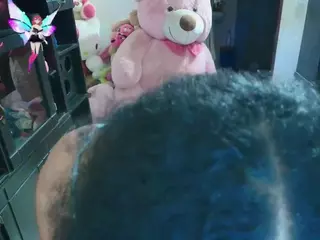 millarobertss's Live Sex Cam Show