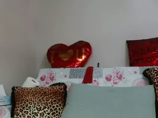 amazon-fire's Live Sex Cam Show