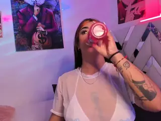 TalianaaRosee's Live Sex Cam Show