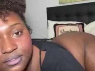 melaninmamiix's Live Sex Cam Show