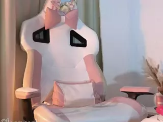 Cloe's Live Sex Cam Show