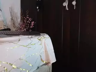 Cloe's Live Sex Cam Show