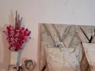 Cloe's Live Sex Cam Show