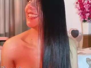 Cloe's Live Sex Cam Show
