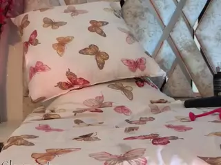 Cloe's Live Sex Cam Show