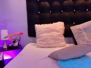 valen-scott's Live Sex Cam Show