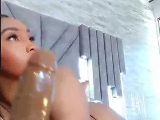 anniefoxx's Live Sex Cam Show