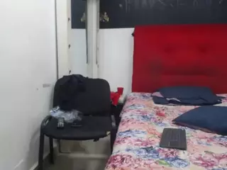 marckanjossi's Live Sex Cam Show