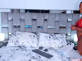 cammiila's Live Sex Cam Show
