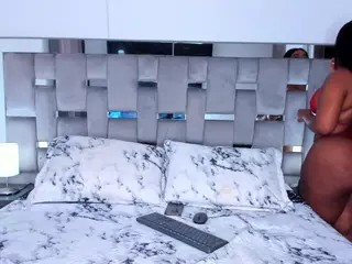 cammiila's Live Sex Cam Show