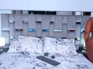 cammiila's Live Sex Cam Show