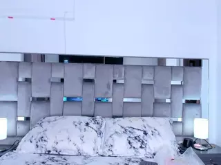 cammiila's Live Sex Cam Show
