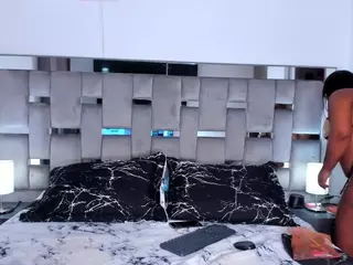 cammiila's Live Sex Cam Show