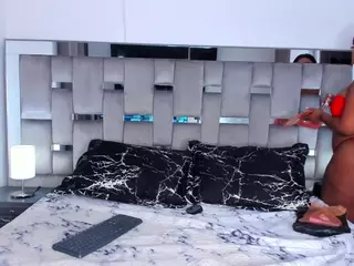 cammiila's Live Sex Cam Show