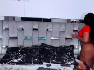 cammiila's Live Sex Cam Show