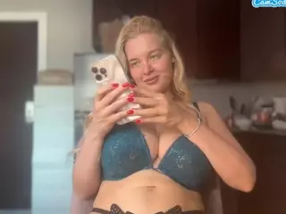 Nerdy Girl Ruby's Live Sex Cam Show