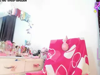 Queen S.'s Live Sex Cam Show