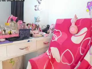 Queen S.'s Live Sex Cam Show
