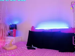 Queen S.'s Live Sex Cam Show