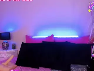 Queen S.'s Live Sex Cam Show