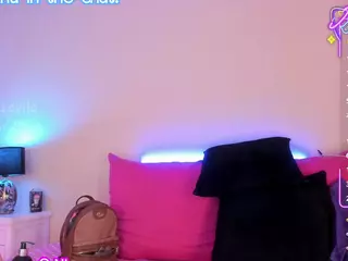 Queen S.'s Live Sex Cam Show