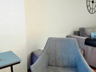 bella-sweeet's Live Sex Cam Show