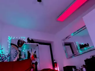 2bigass4_u's Live Sex Cam Show