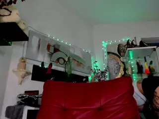 2bigass4_u's Live Sex Cam Show