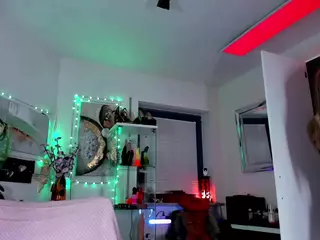 2bigass4_u's Live Sex Cam Show
