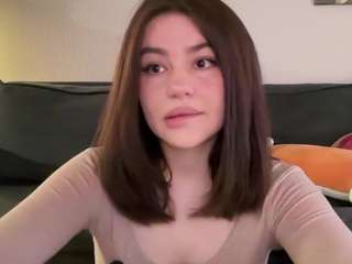 Live cam show with hehe