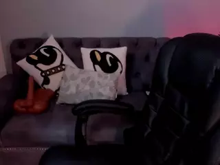 Ellie Mitchell's Live Sex Cam Show