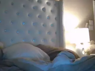 Creole Mon's Live Sex Cam Show