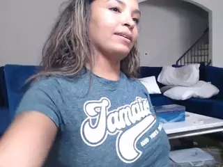 Creole Mon's Live Sex Cam Show